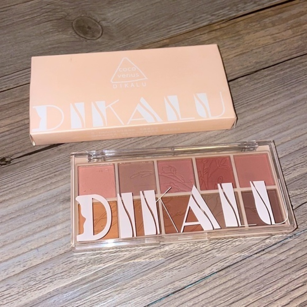 Eyeshadow Palette- 10 Shades